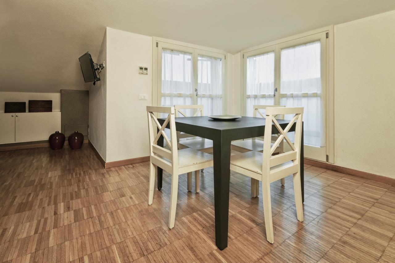 Vialeromadodici Rooms & Apartments Lazise Exterior foto