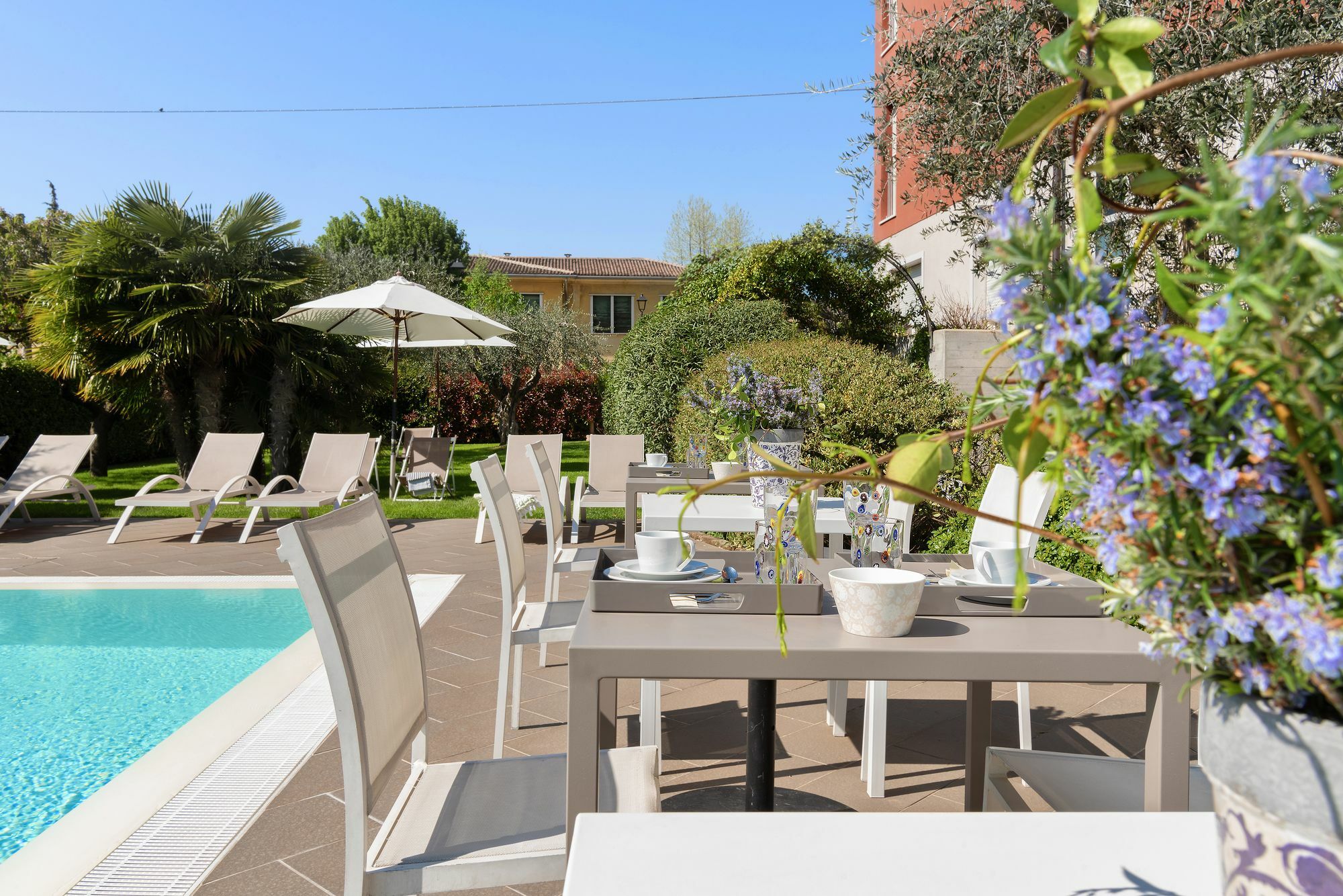 Vialeromadodici Rooms & Apartments Lazise Exterior foto